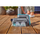 Gardena AquaBrush Patio 03/18V P4A Solo batteridrevet multirenser 14841-55